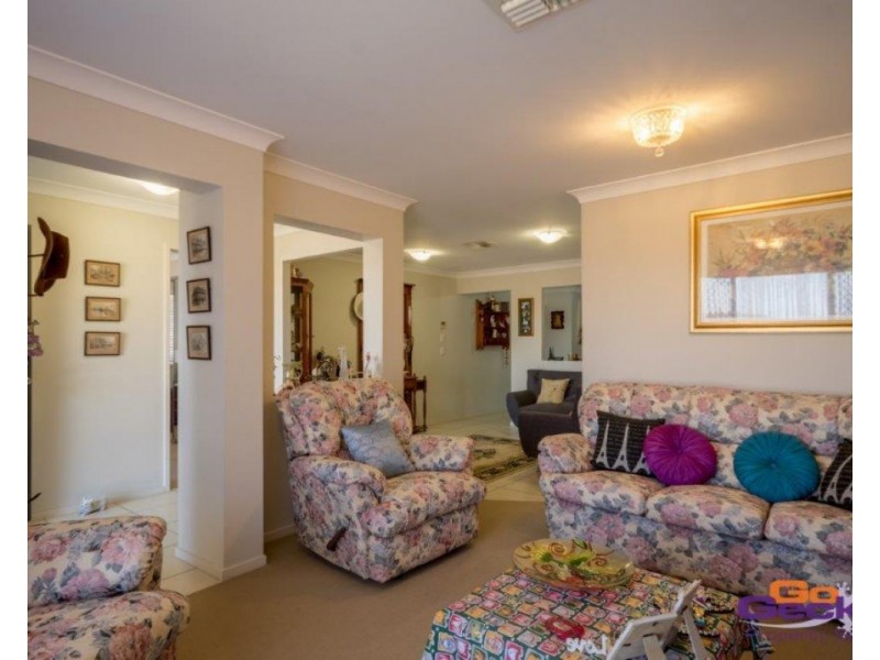 12 Hillview Street, Springfield QLD 4300