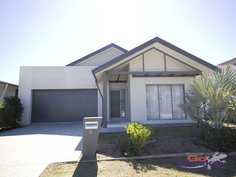 11 Francisca Drive, Augustine Heights QLD 4300