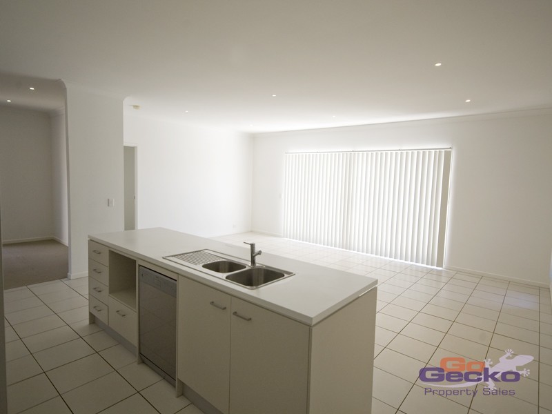 11 Francisca Drive, Augustine Heights QLD 4300