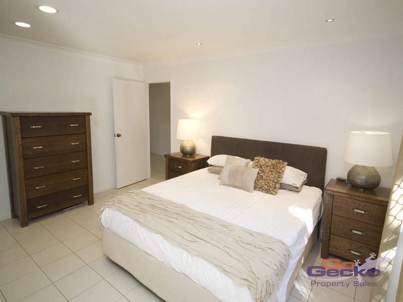 53 Steven St, Camira QLD 4300