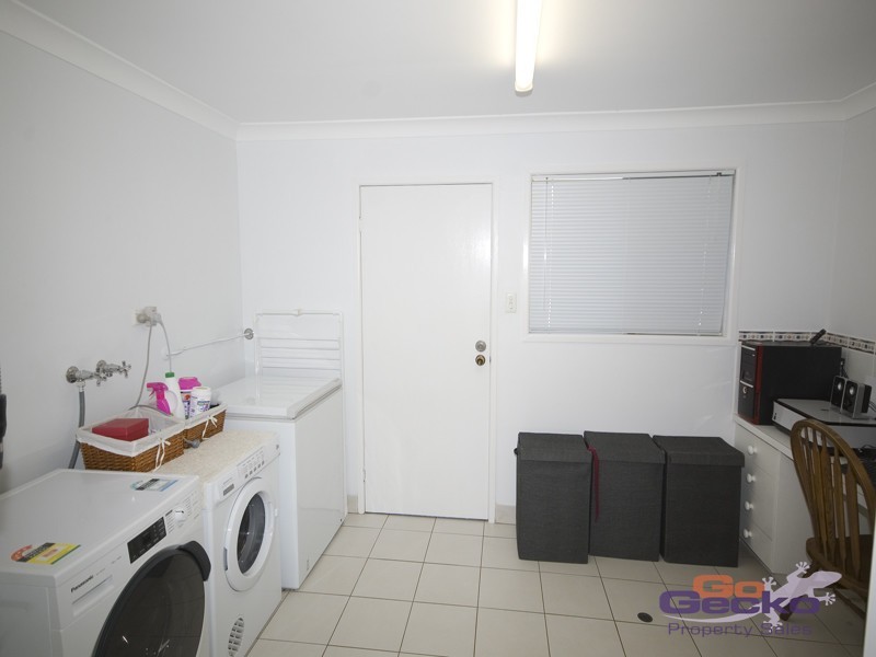 53 Steven St, Camira QLD 4300