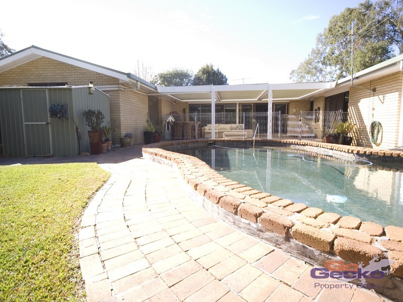 53 Steven St, Camira QLD 4300