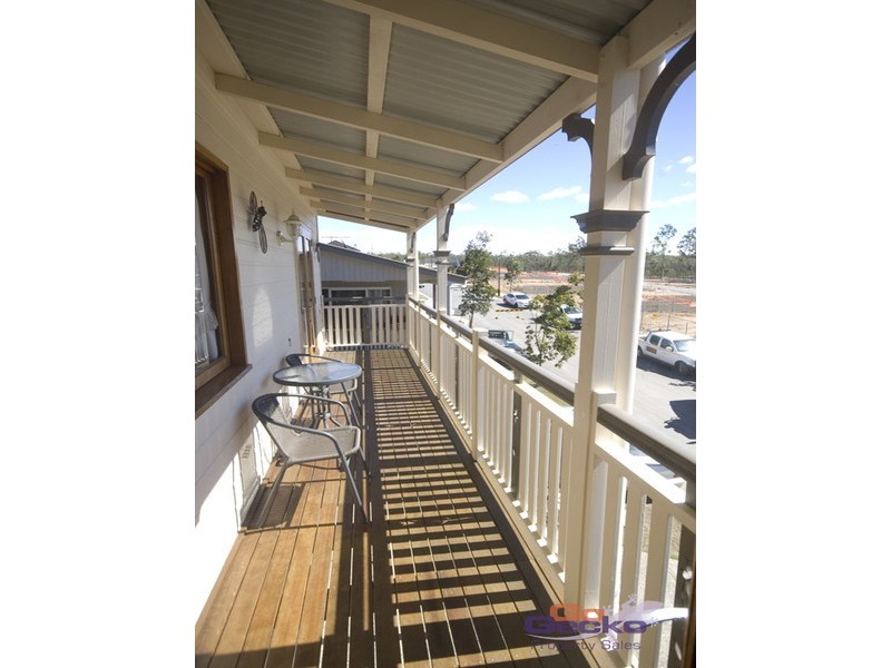 13 Lincoln Parade, Springfield Lakes QLD 4300