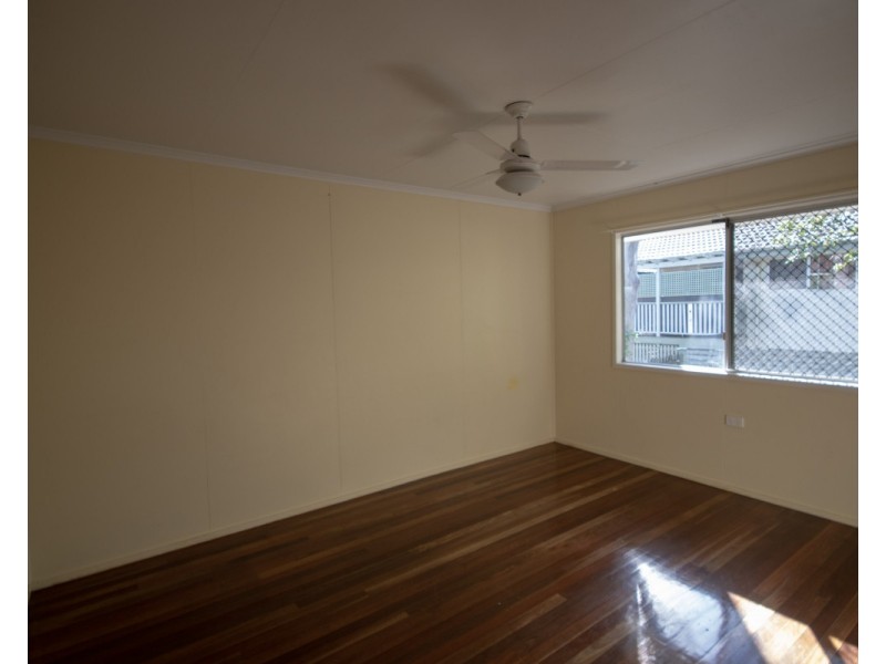 9 Dowden Street, Goodna QLD 4300