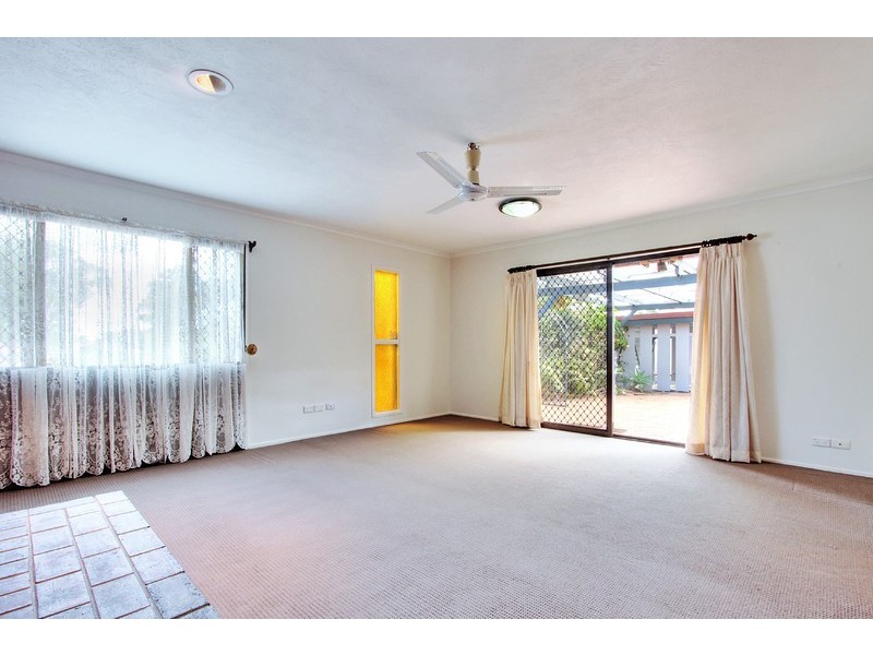 36 Wootton Crescent, Springwood QLD 4127