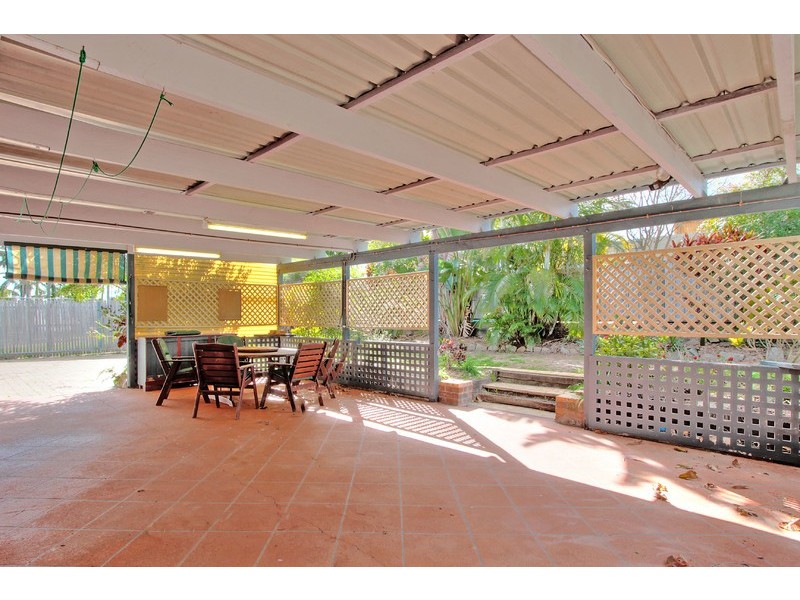 36 Wootton Crescent, Springwood QLD 4127