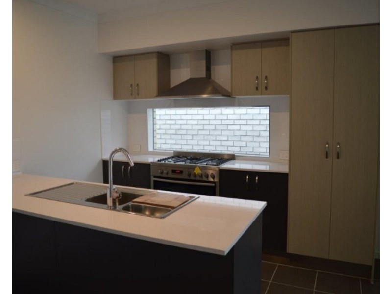 23 Lillypilly Drive, Ripley QLD 4306