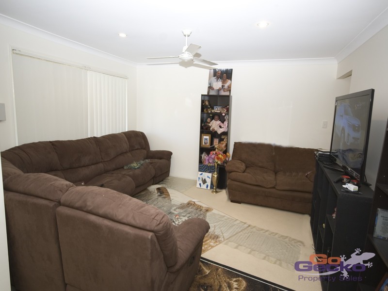 12 Moroney Court, Goodna QLD 4300