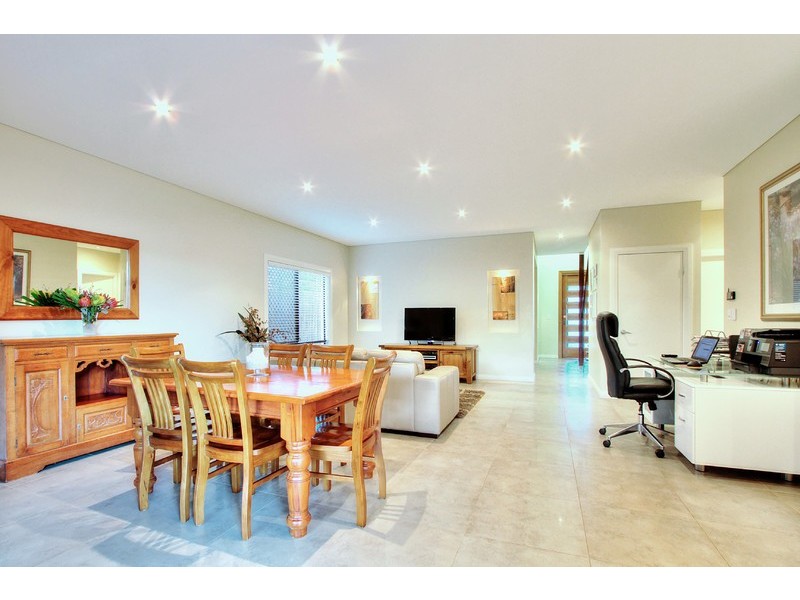 16a Trinette Street, Shailer Park QLD 4128