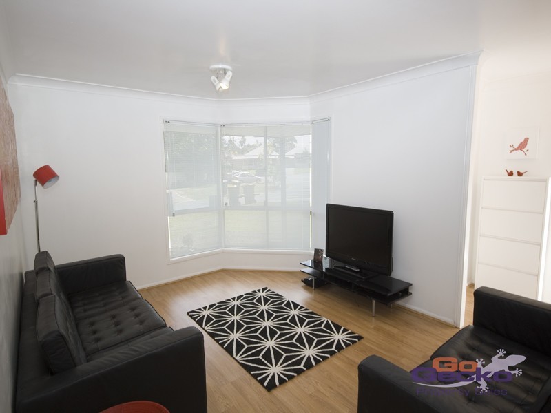 5 Winnecke Close, Forest Lake QLD 4078