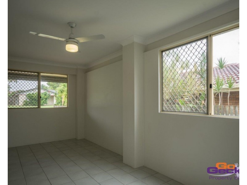 8 Bankswood Court, Camira QLD 4300