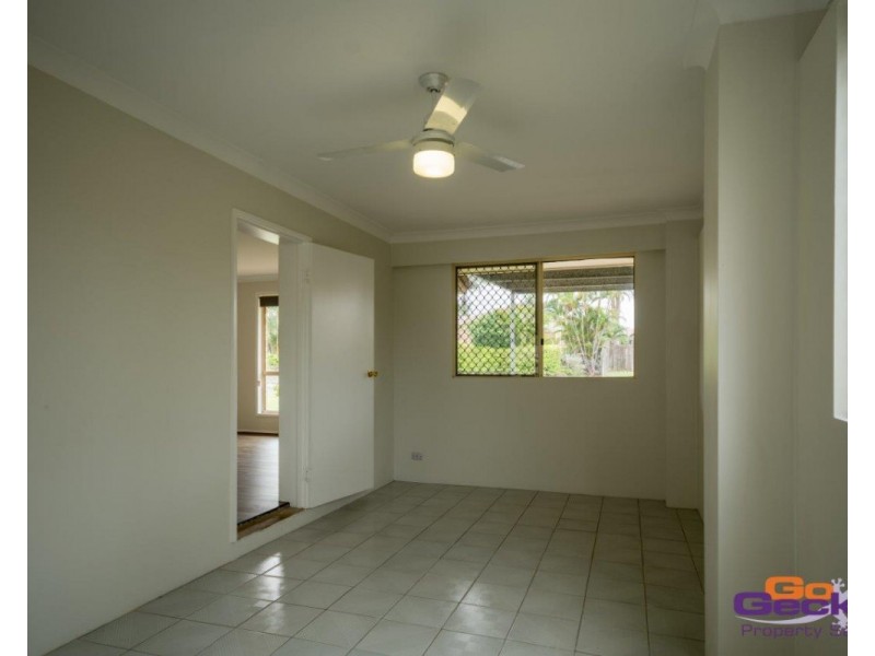 8 Bankswood Court, Camira QLD 4300