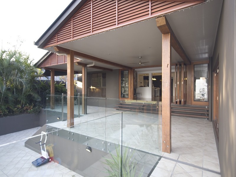 44 Westlake Drive, Mount Ommaney QLD 4074