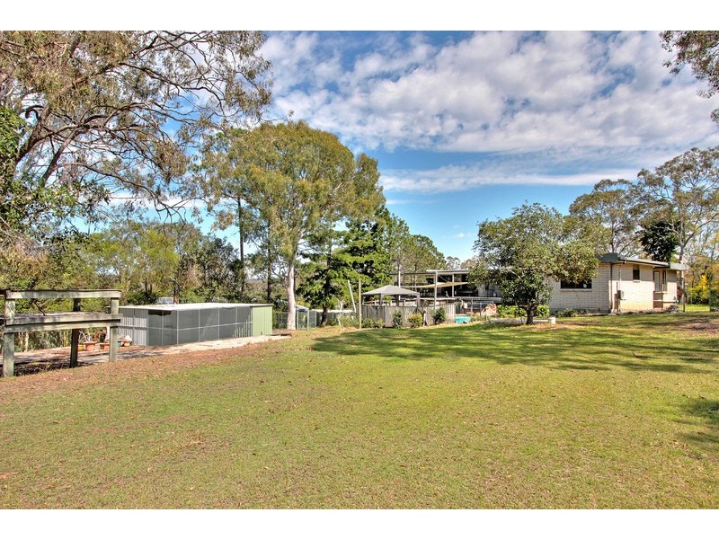 75 Pheasant Avenue, Beenleigh QLD 4207