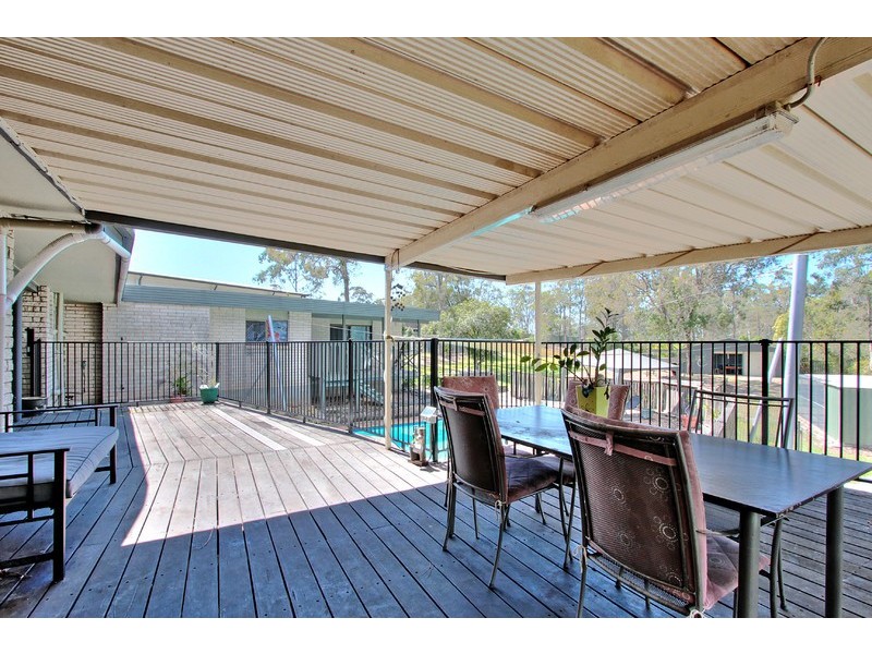 75 Pheasant Avenue, Beenleigh QLD 4207