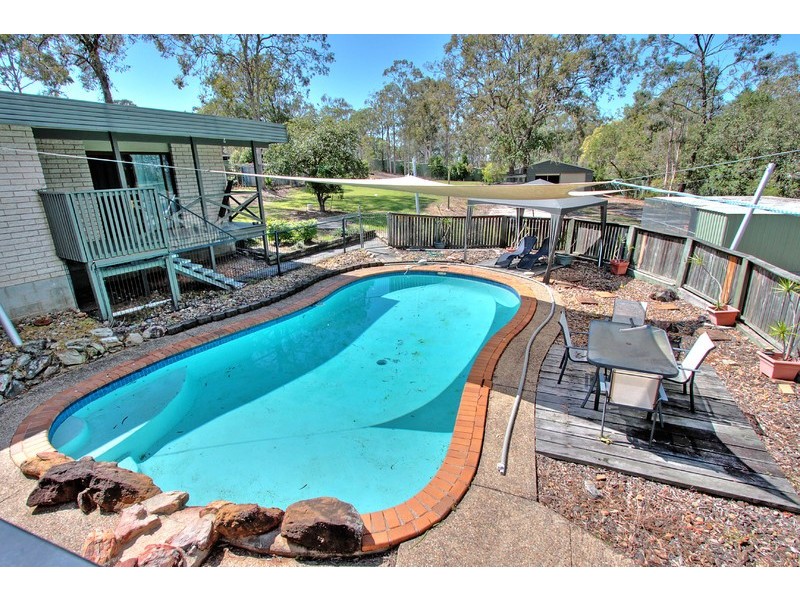75 Pheasant Avenue, Beenleigh QLD 4207