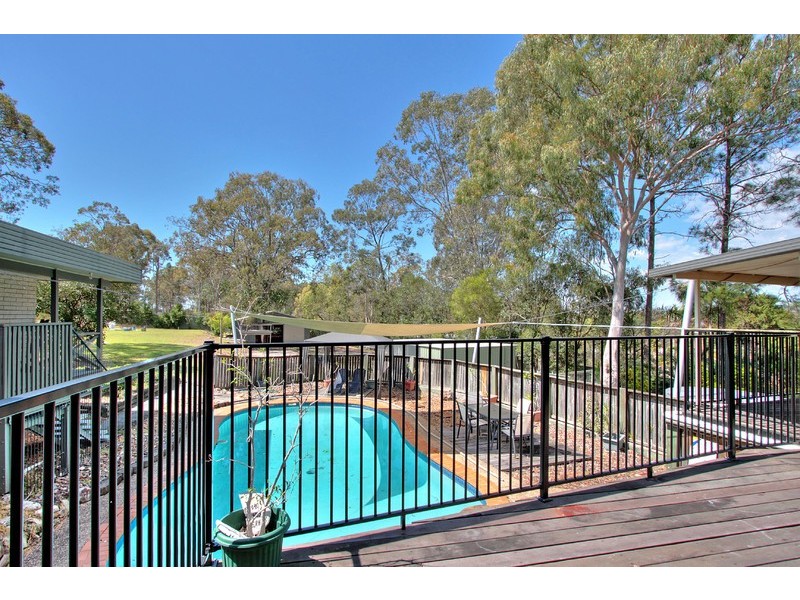 75 Pheasant Avenue, Beenleigh QLD 4207