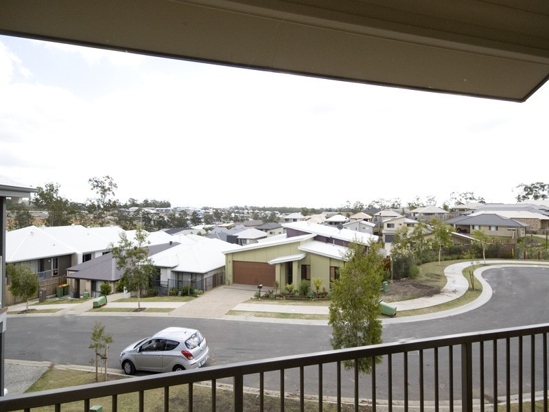 9 Peppermint Court, Springfield Lakes QLD 4300