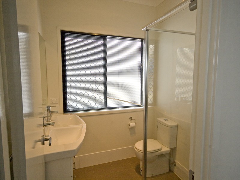 9 Peppermint Court, Springfield Lakes QLD 4300