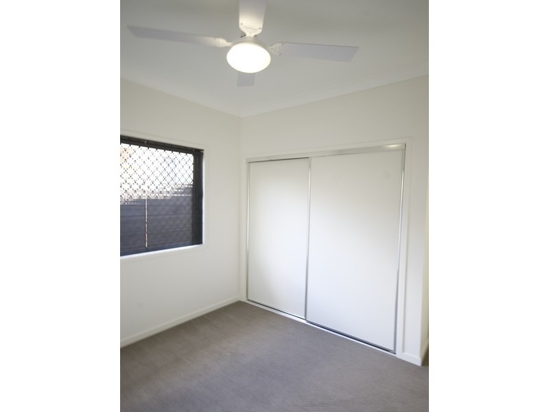 9 Peppermint Court, Springfield Lakes QLD 4300