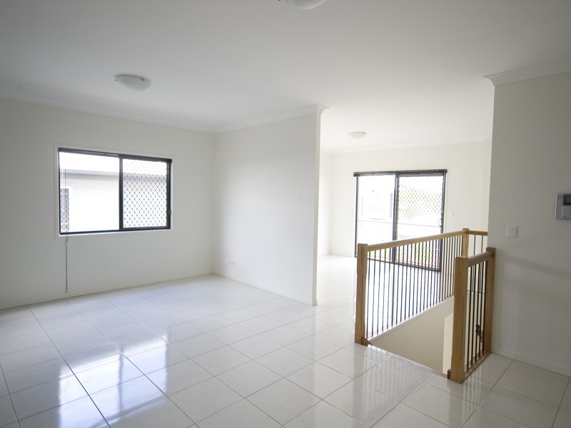 9 Peppermint Court, Springfield Lakes QLD 4300