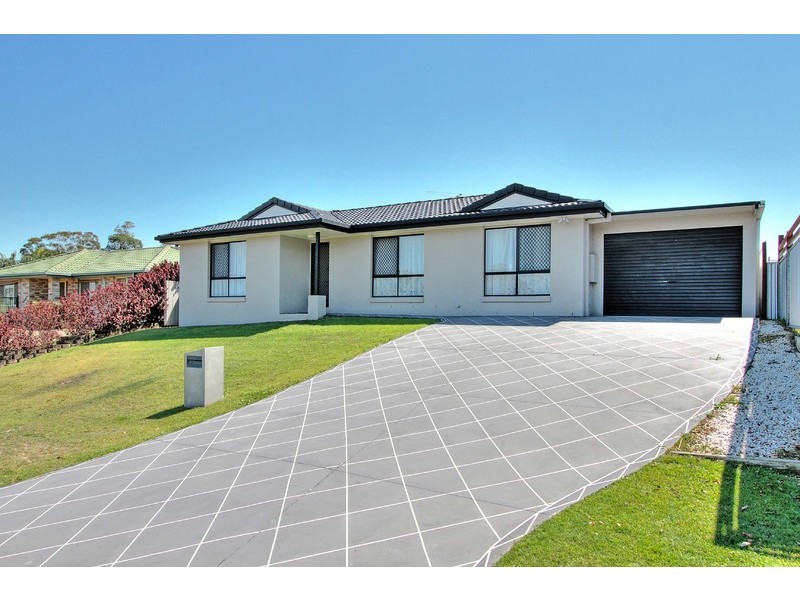 6 Maree Court, Tanah Merah QLD 4128