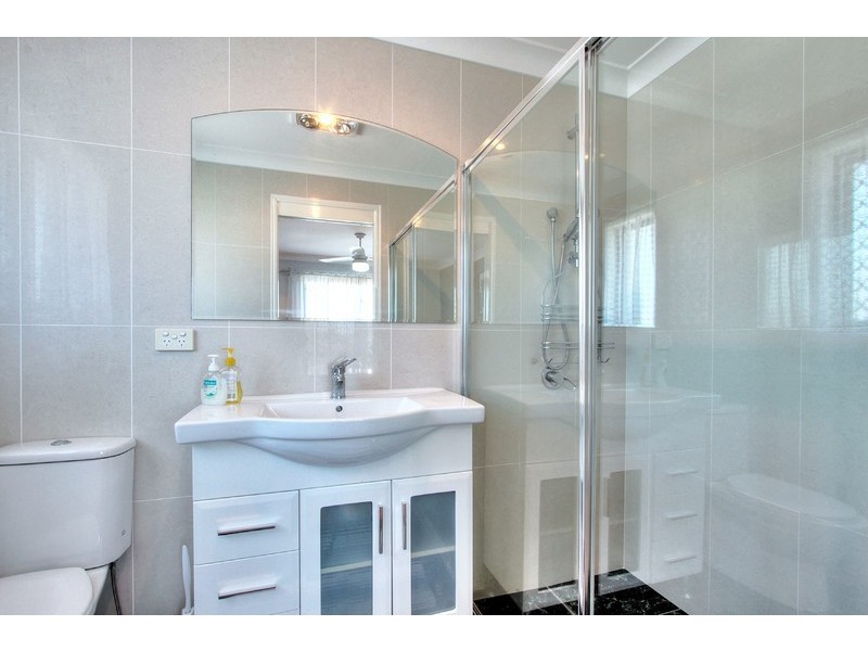 6 Maree Court, Tanah Merah QLD 4128