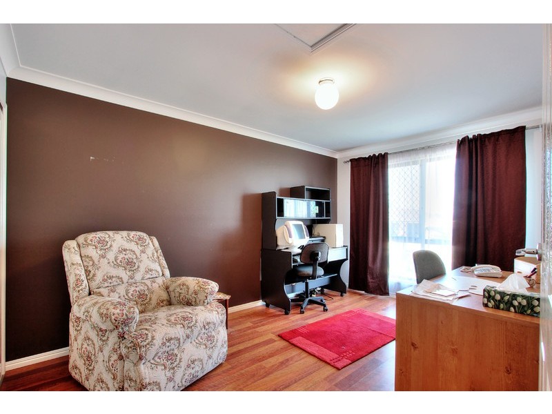 6 Maree Court, Tanah Merah QLD 4128