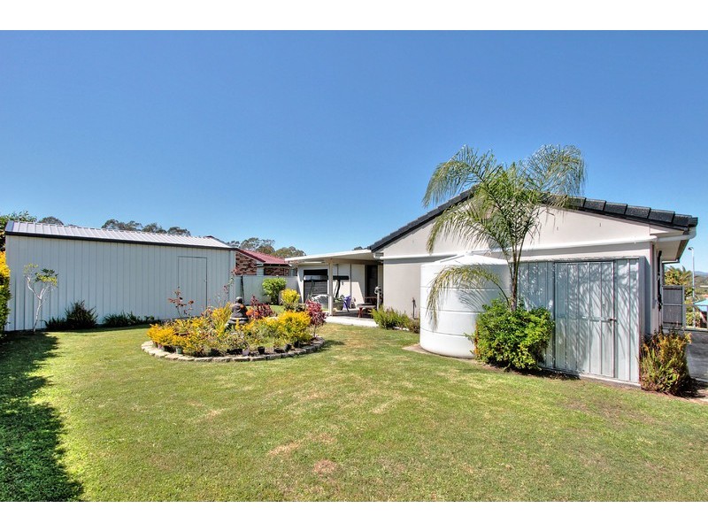 6 Maree Court, Tanah Merah QLD 4128