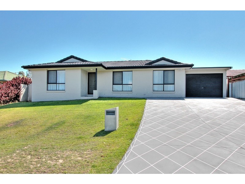 6 Maree Court, Tanah Merah QLD 4128