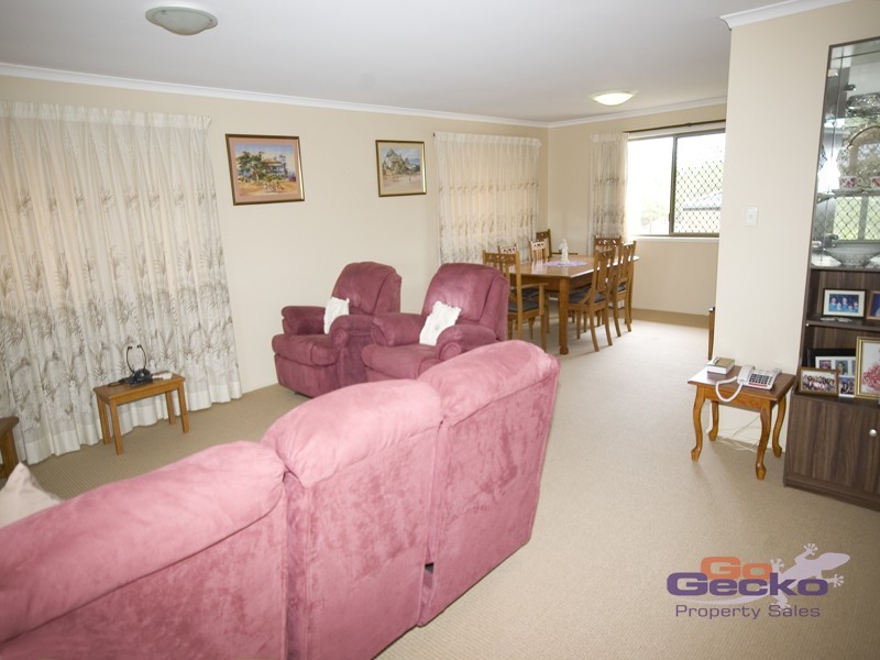 8 Boscawan Crescent, Bellbird Park QLD 4300
