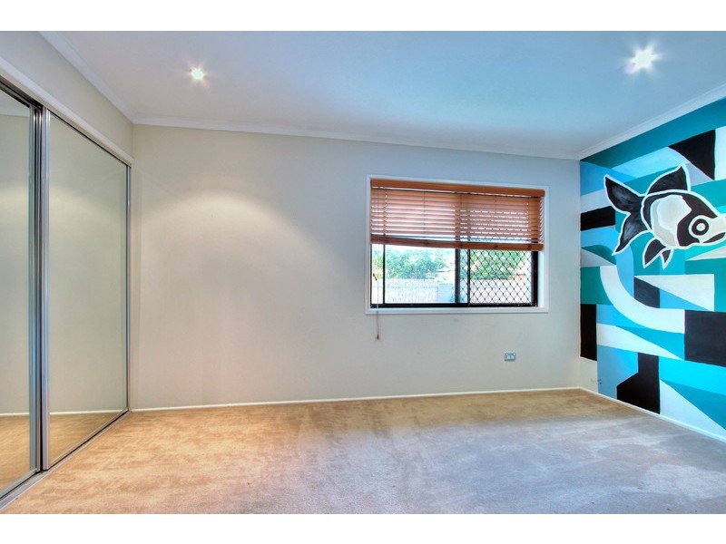 11 Jacqueline Ave, Springwood QLD 4127