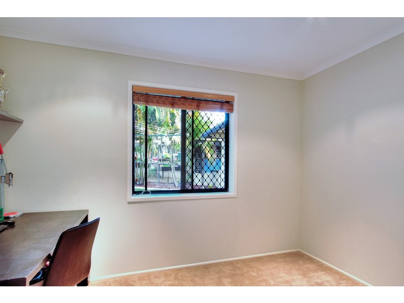 11 Jacqueline Ave, Springwood QLD 4127