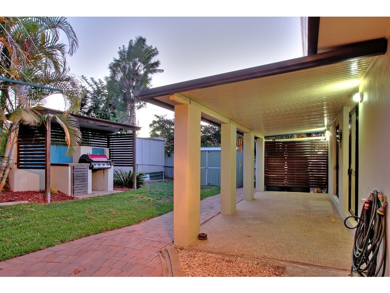 11 Jacqueline Ave, Springwood QLD 4127