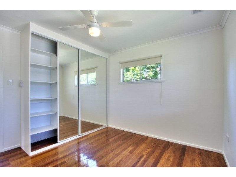 33 Diamond Street, Slacks Creek QLD 4127