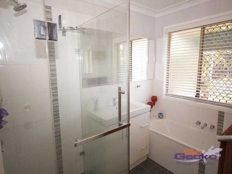 5 Forest Glen Court, Camira QLD 4300