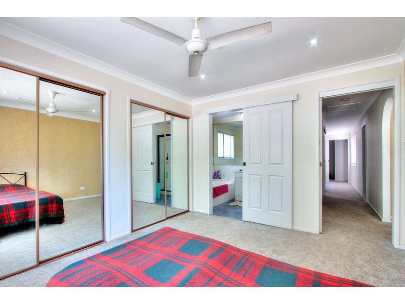 13 Doretta Street, Shailer Park QLD 4128