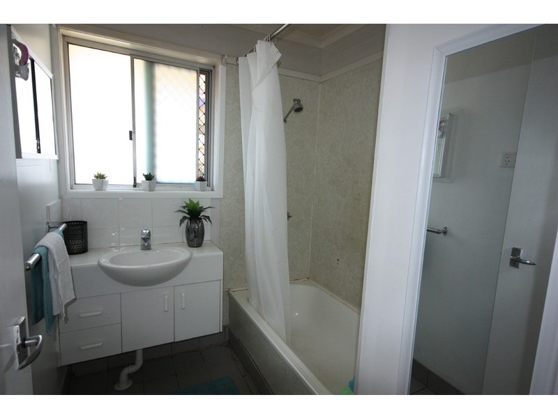 12 August Street, Eagleby QLD 4207