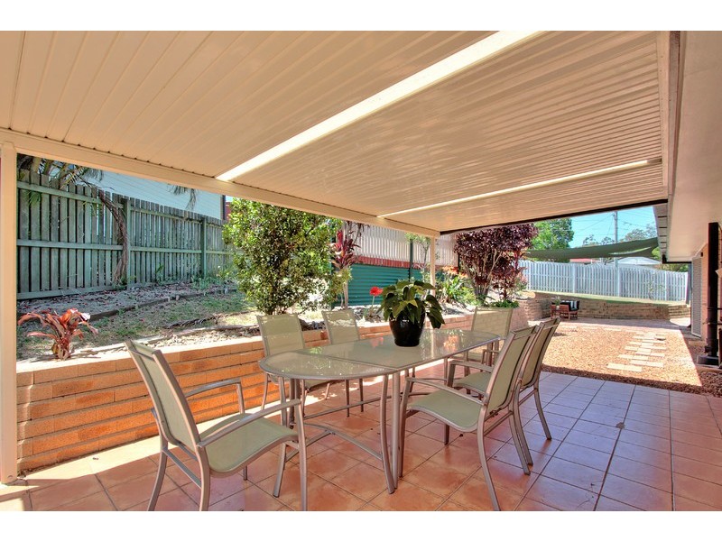7 Juanita Grove, Springwood QLD 4127