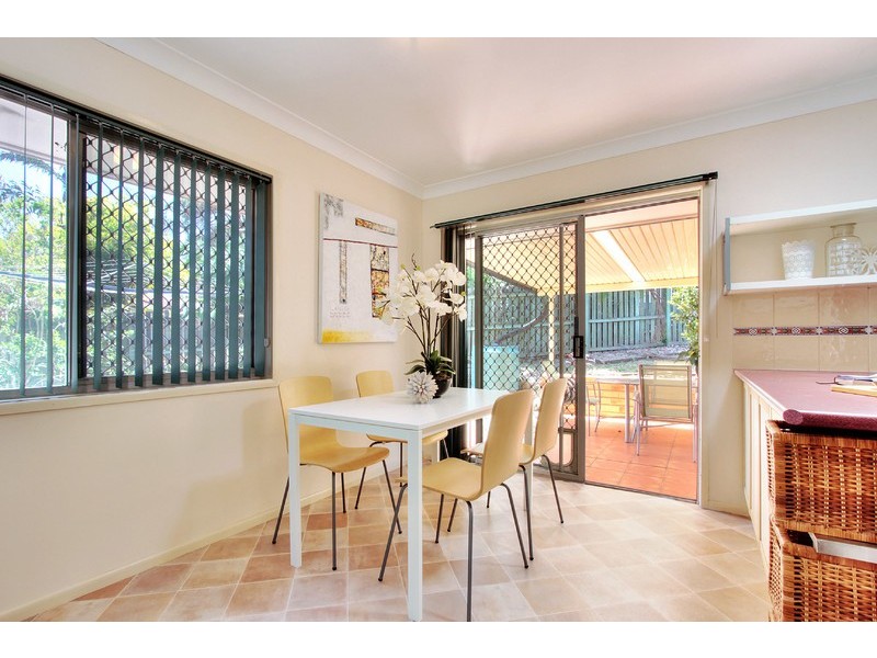7 Juanita Grove, Springwood QLD 4127
