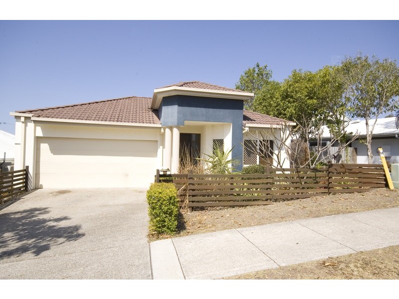 28 Summit, Springfield Lakes QLD 4300