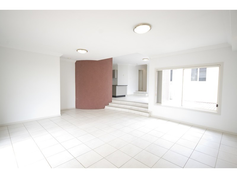 28 Summit, Springfield Lakes QLD 4300