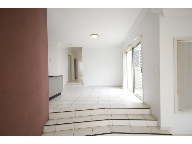 28 Summit, Springfield Lakes QLD 4300