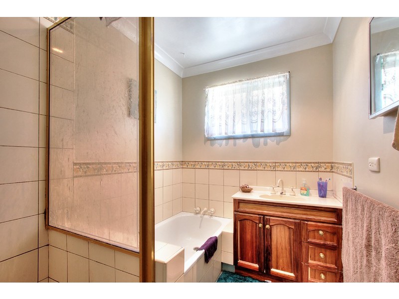 12 Landsborough Street, Rochedale South QLD 4123