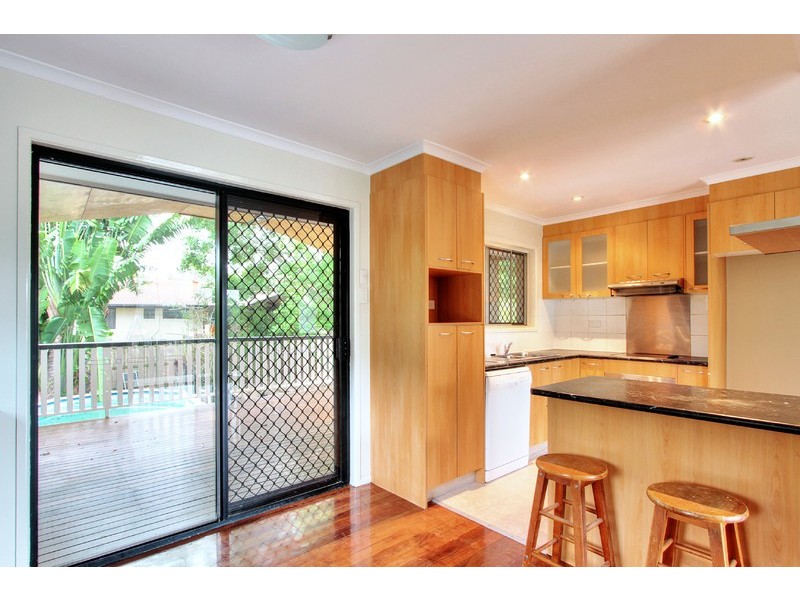 11 Belinda Crescent, Springwood QLD 4127