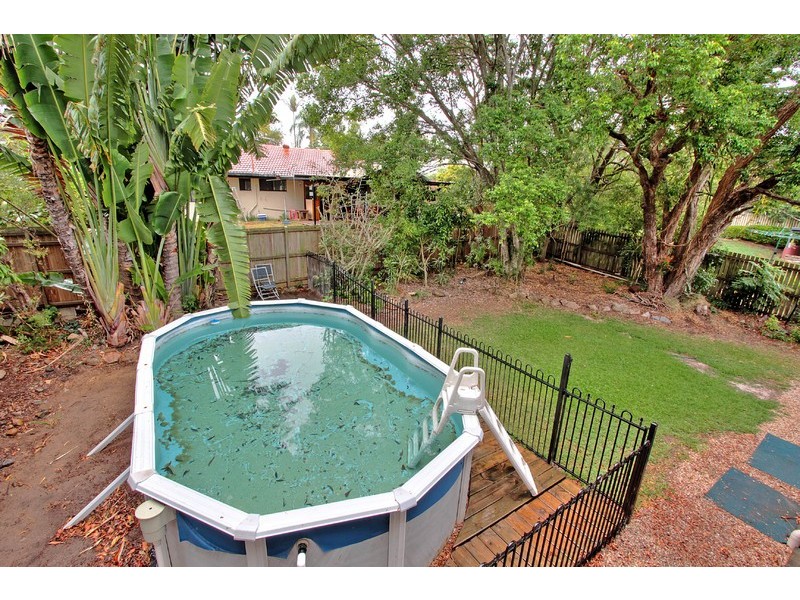 11 Belinda Crescent, Springwood QLD 4127