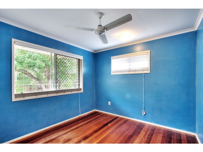 11 Belinda Crescent, Springwood QLD 4127