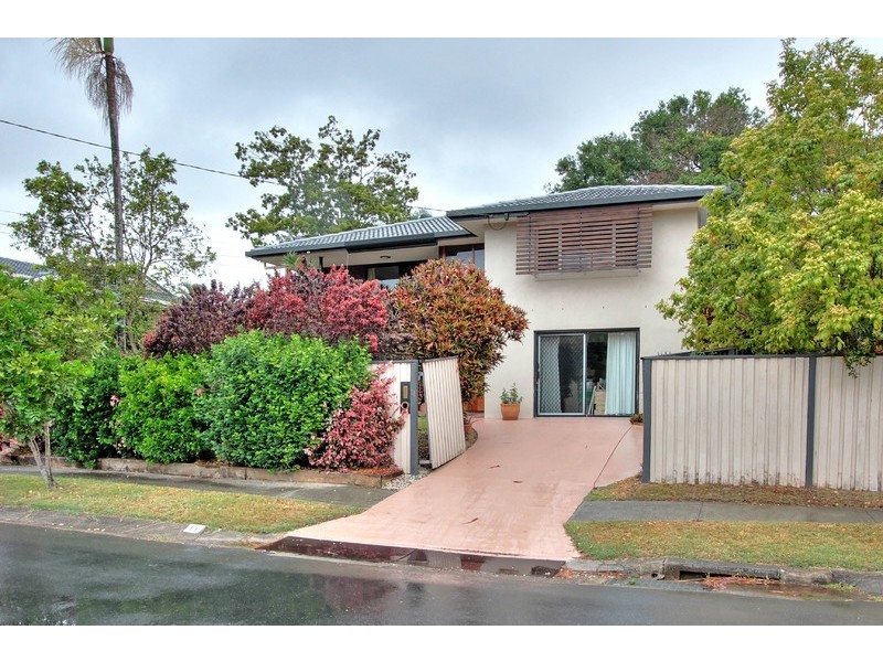 11 Belinda Crescent, Springwood QLD 4127