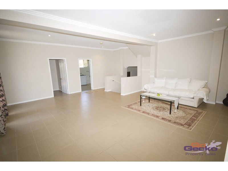 10 Barkala Street, Redbank Plains QLD 4301