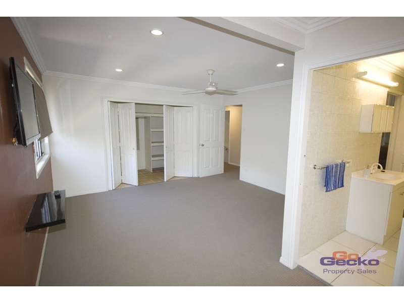 10 Barkala Street, Redbank Plains QLD 4301